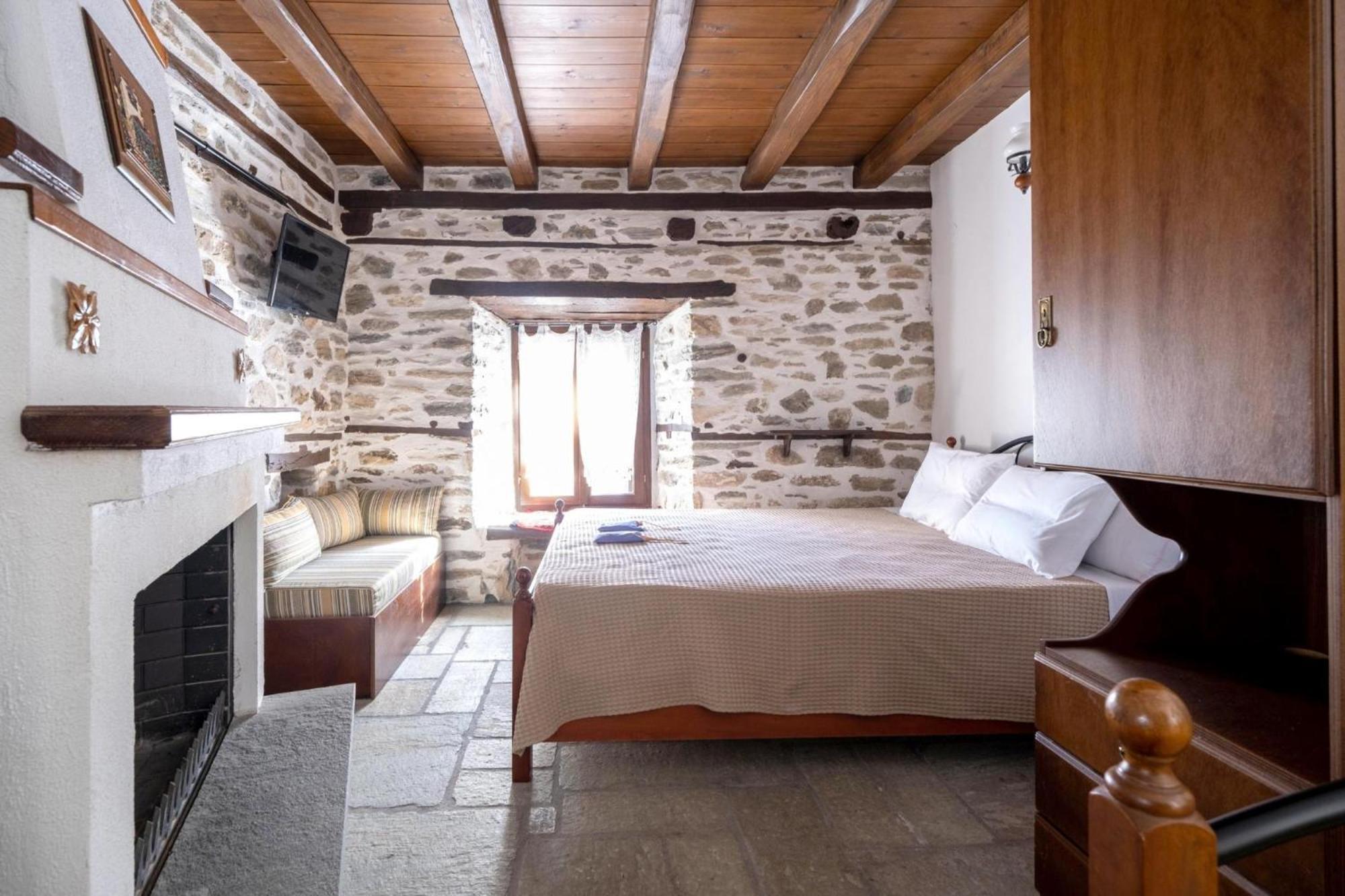 Archontiko Michael Pelion Aparthotel Vizitsa Bagian luar foto