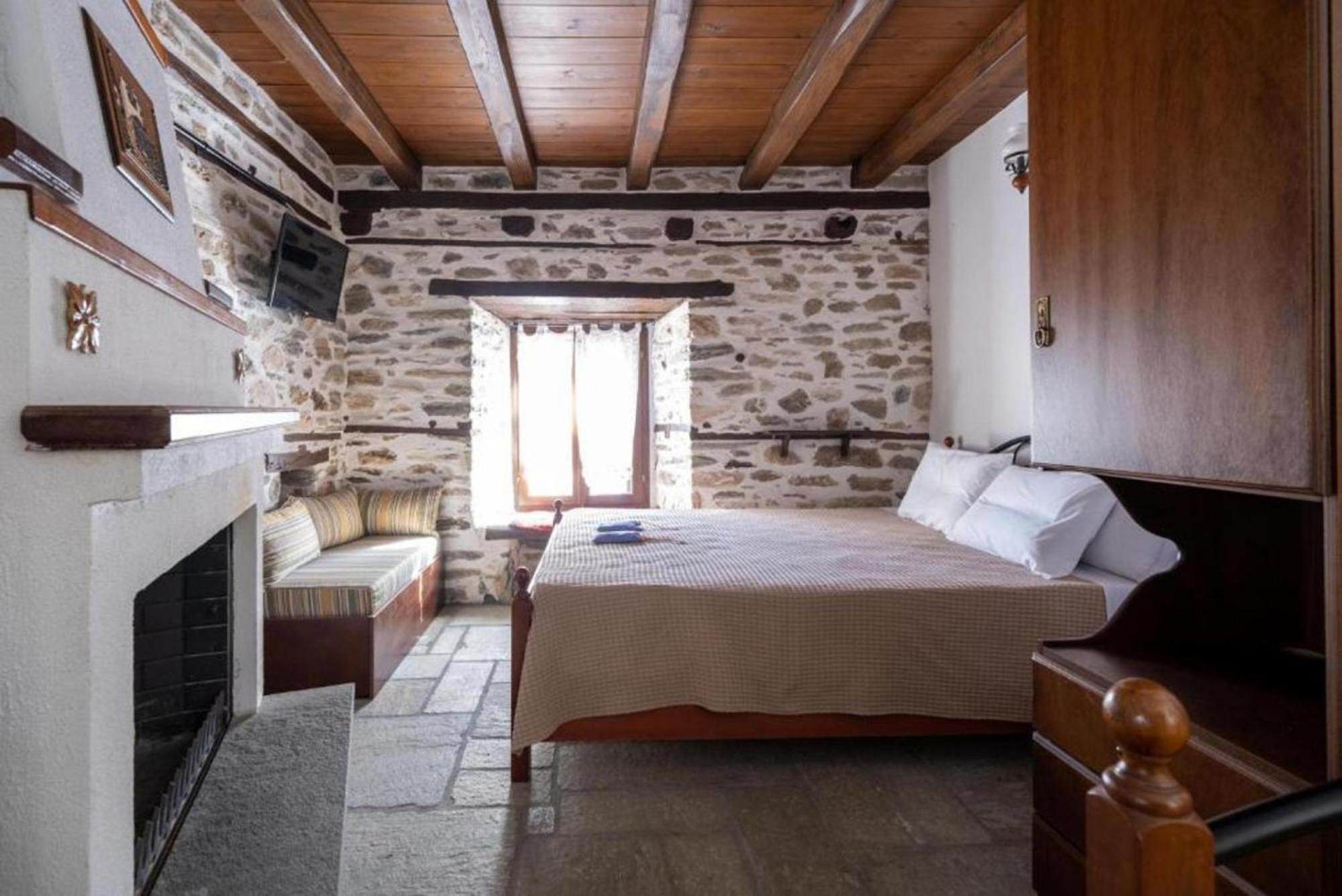 Archontiko Michael Pelion Aparthotel Vizitsa Bagian luar foto