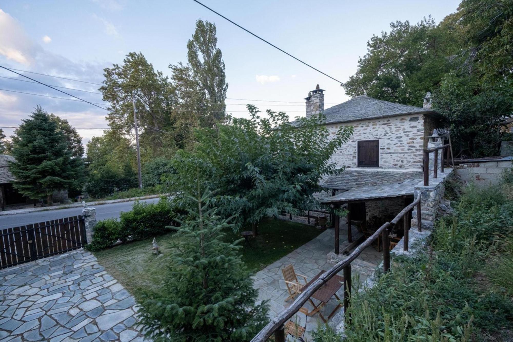Archontiko Michael Pelion Aparthotel Vizitsa Bagian luar foto